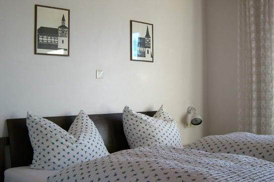 Blick ins Schlafzimmer